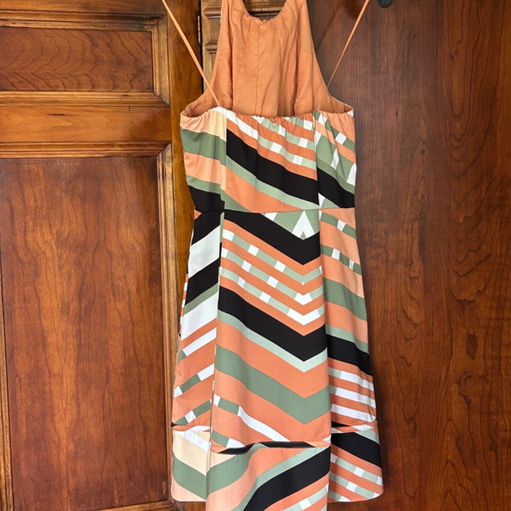 Jessica Simpson Dress, Brand New, Size 8, Backless, Adjustable Halter - Picture 10 of 16